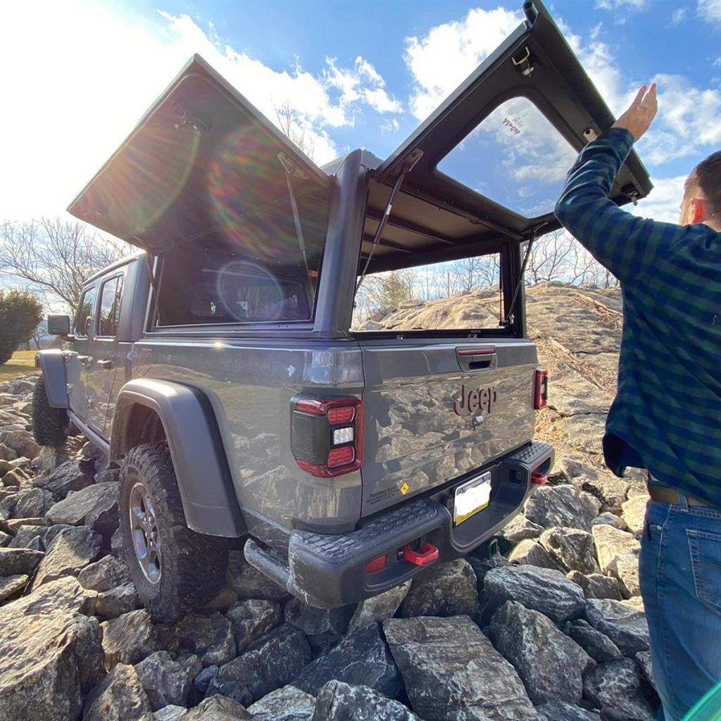 Hard-top aluminium ALU-CAB Explorer Noir Jeep Gladiator • Finition : parois lisses