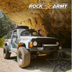 Pare-choc avant ROCK ARMY en acier avec platine treuil intégrée Nissan Patrol GR Y60 