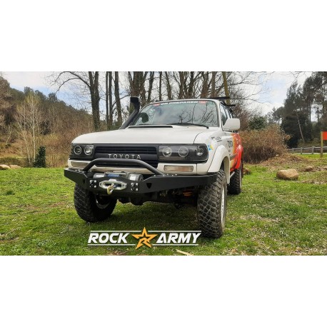 Pare-choc avant ROCK ARMY en acier avec platine treuil intégrée Toyota HDJ80 