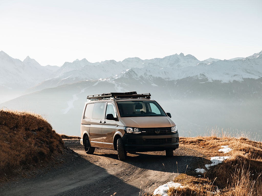 Galerie FRONT RUNNER Slimline II Volkswagen T6/T6.1 Caravelle Transporter LWB (2015 - jusqu'à présent)