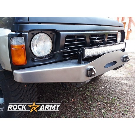 Pare-choc avant ROCK ARMY en acier avec platine treuil intégrée et protection avant 5mm Nissan Patrol GR Y60 